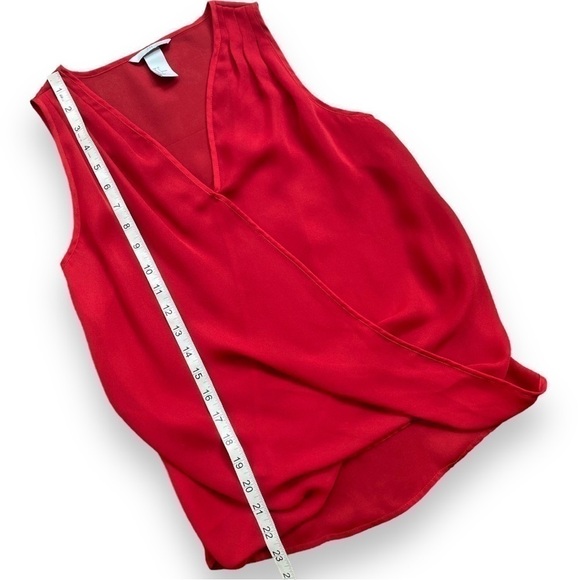 H&m Red Surplice Neck Sleeveless Chiffon Blouse | Size 2 - Picture 9 of 11